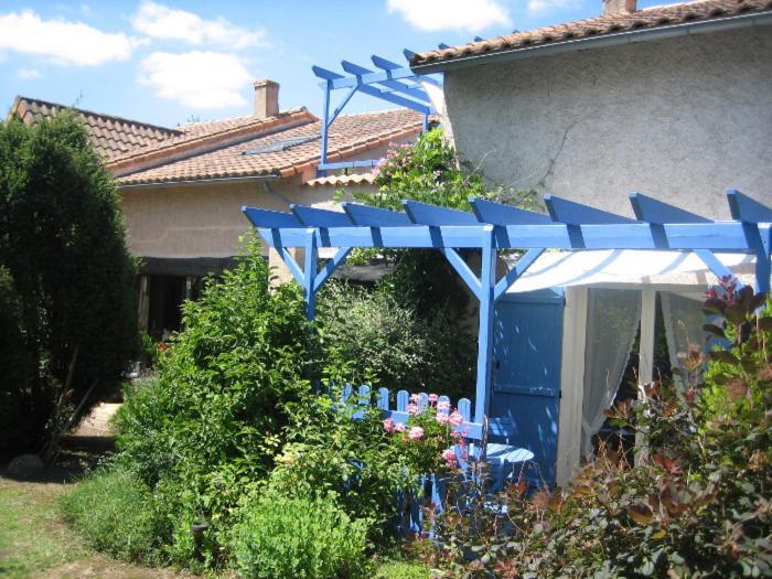 Bed and Breakfast Les Pierres Blanches Bonneuil-Matours Exterior foto
